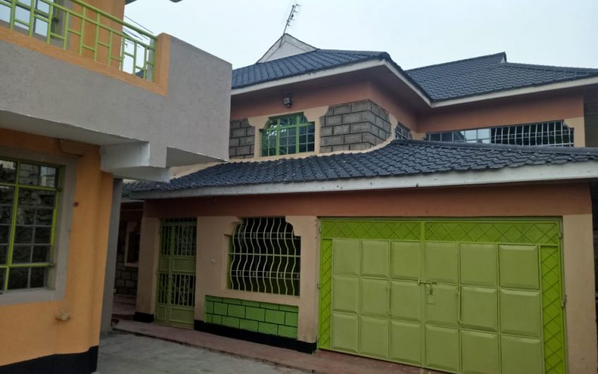 5 Bedroom masionette, all ensuite with a two storey flat consisting of 4 two bedrooms, master ensuite for sale in Utawala.